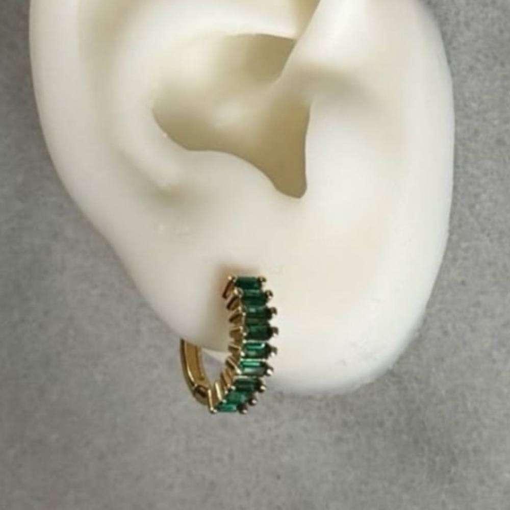 NEW STOCK Gold Thick Green Crystal Huggie Hoop Earrings - Picture 2 of 4